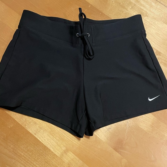 Nike Dri-Fit Shorts - Size Small - Picture 6 of 6